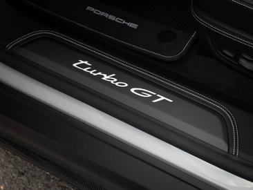 Porsche Taycan ph2 Turbo GT — photo 33