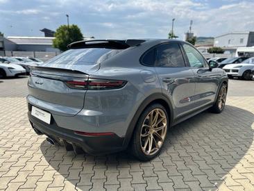 Porsche Cayenne III Turbo GT — photo 9