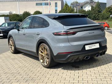 Porsche Cayenne III Turbo GT — photo 11