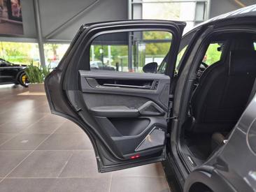 Porsche Cayenne III Turbo E-Hybrid Coupé Mit GT-Paket — photo 29