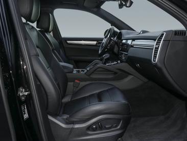 Porsche Cayenne III E-Hybrid Platinum Edition — photo 24