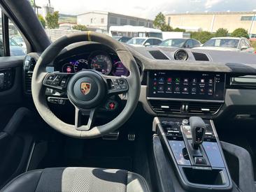 Porsche Cayenne III Turbo GT — photo 18