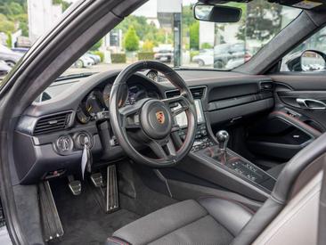 Porsche 991 II GT3 — photo 13