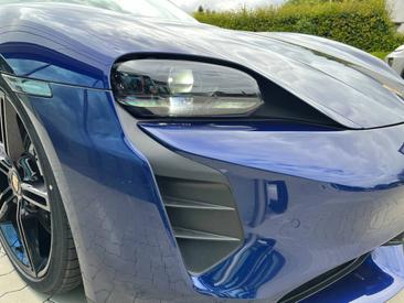 Porsche Taycan Turbo — photo 8