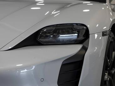Porsche Taycan GTS — photo 7