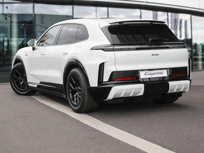 Porsche Cayenne E4 Turbo Electric