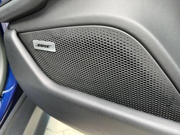 Porsche Taycan Turbo — photo 28