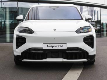 Porsche Cayenne E4 Turbo Electric — photo 11