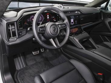 Porsche Cayenne E4 Turbo Electric — photo 12