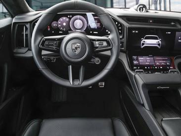 Porsche Cayenne E4 Turbo Electric — photo 14