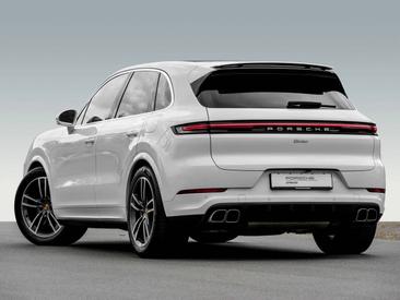 Porsche Cayenne III Turbo E-Hybrid — photo 3