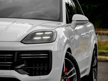 Porsche Cayenne III Turbo E-Hybrid — photo 8