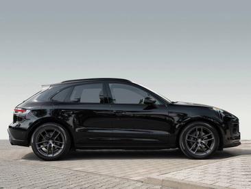 Porsche Macan T — photo 4