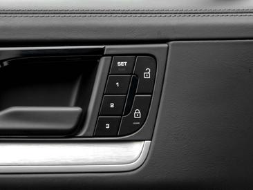 Porsche Cayenne III Turbo E-Hybrid — photo 25