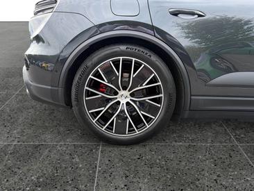 Porsche Macan Electrique 4S — photo 9