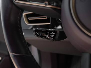 Porsche Taycan — photo 23