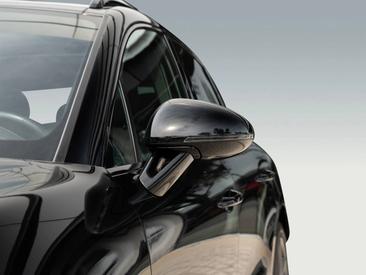 Porsche Macan T — photo 11