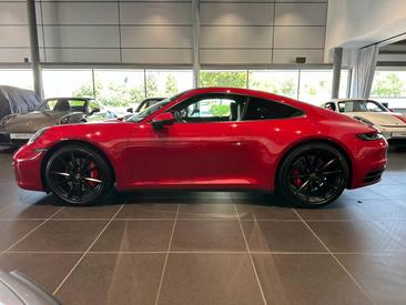 Porsche 992 I Carrera 4S — photo 2