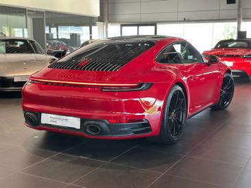 Porsche 992 I Carrera 4S — photo 3