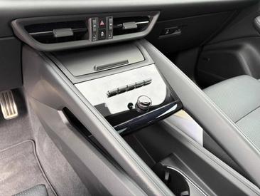 Porsche Macan Electrique 4S — photo 20