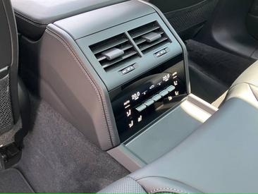Porsche Panamera III GTS — photo 28