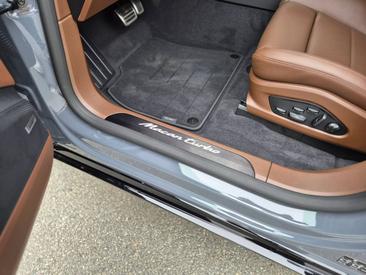 Porsche Macan Electrique Turbo — photo 18