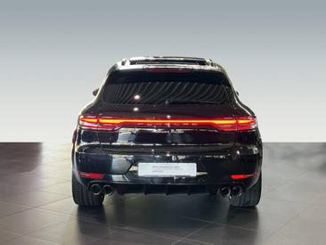 Porsche Macan Turbo — photo 5