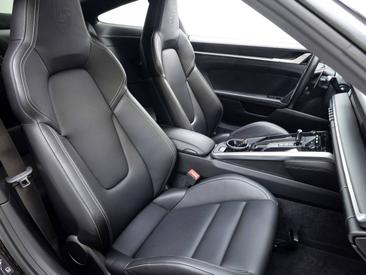 Porsche 992 I Carrera S — photo 21