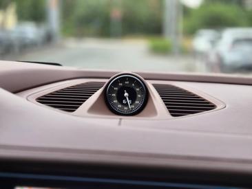 Porsche Macan Electrique Turbo — photo 24