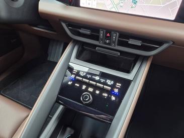 Porsche Macan Electrique Turbo — photo 26