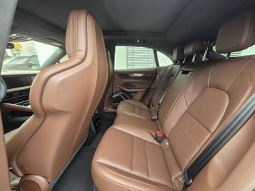 Porsche Macan Electrique Turbo — photo 29