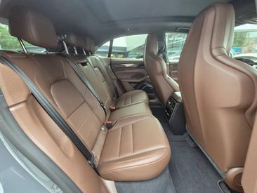 Porsche Macan Electrique Turbo — photo 35