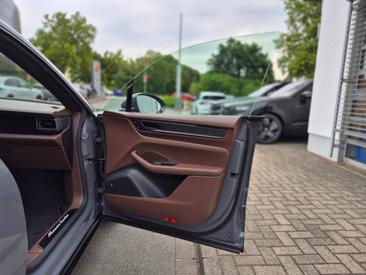 Porsche Macan Electrique Turbo — photo 36