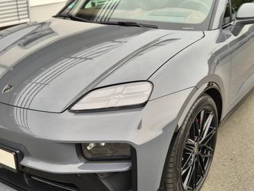 Porsche Macan Electrique Turbo — photo 42