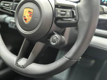 Porsche Panamera III 4 E-Hybrid — photo 23