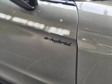 Porsche Panamera III 4 E-Hybrid — photo 46