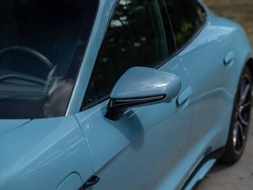 Porsche Taycan 4S — photo 16