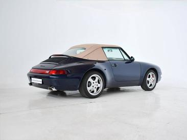 Porsche 993 Carrera Cabriolet — photo 9