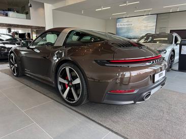 Porsche 992 II Targa 4S — photo 3