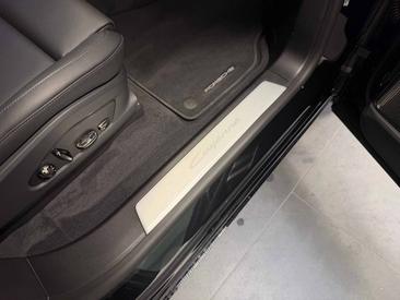 Porsche Cayenne E4 Electric — photo 27