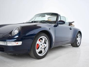Porsche 993 Carrera Cabriolet — photo 14