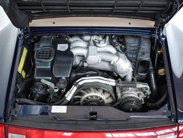 Porsche 993 Carrera Cabriolet — photo 19