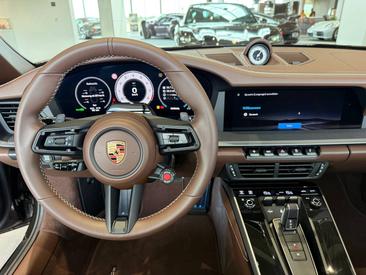 Porsche 992 II Targa 4S — photo 17