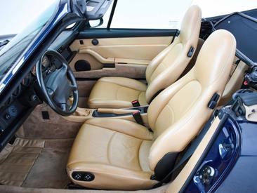 Porsche 993 Carrera Cabriolet — photo 23