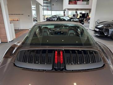 Porsche 992 II Targa 4S — photo 29