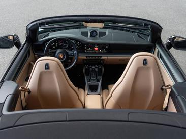 Porsche 992 I Carrera 4S Cabriolet — photo 21