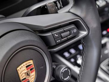 Porsche 992 II Carrera Cabriolet — photo 21