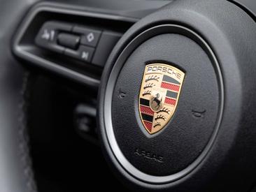 Porsche 992 II Carrera Cabriolet — photo 29