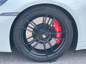 Porsche 992 I Carrera 4 GTS — photo 11