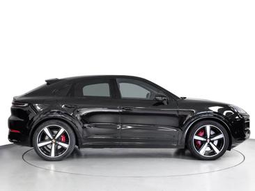 Porsche Cayenne III S E-Hybrid Coupé — photo 8